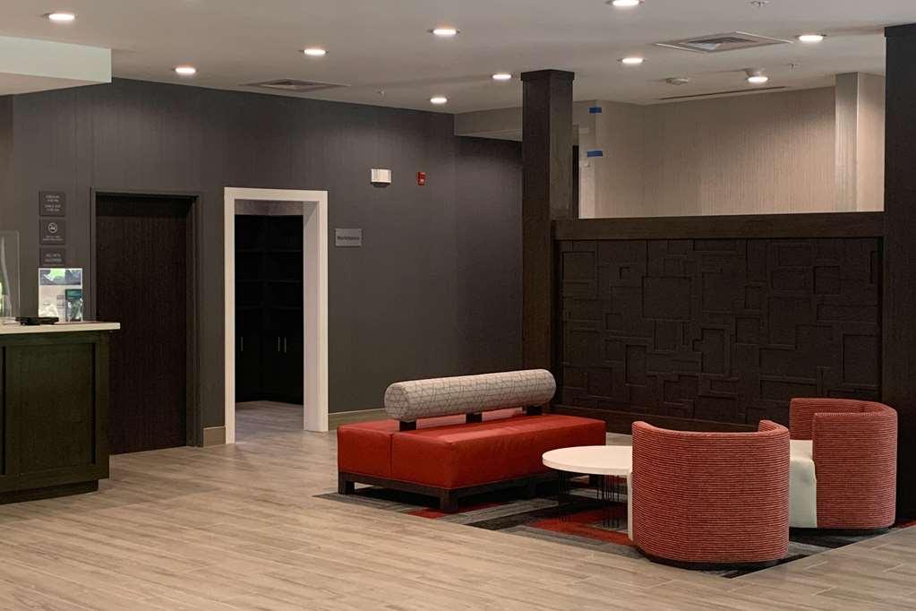 Comfort Inn & Suites Olive Branch Interior photo